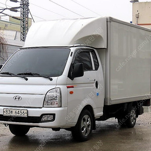 포터 중고차 할부 파워게이트 중고 포터2 중고차 흰색 2020년식 57,202km 내장탑파워게이트 중고차구매