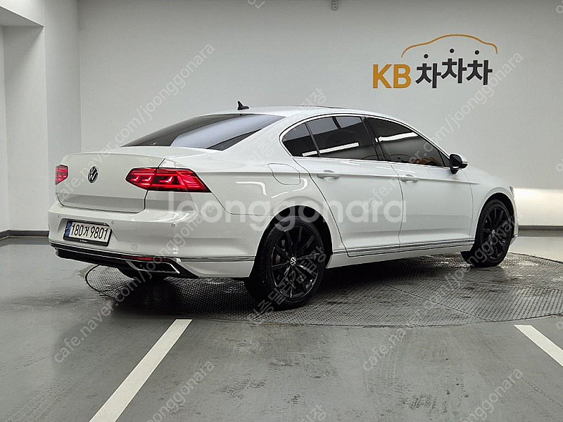 폭스바겐 파사트GT(B8) 20 TDI 프레스티지 판매...--3