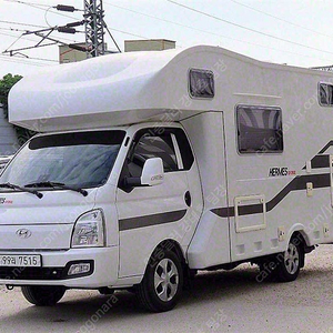캠핑카 중고 포터2 흰색 2022년식 18,606km 기본형 수원중고차