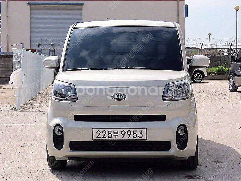 레이 중고 가격 더 뉴 레이 흰색 2019년식 65,282km 2인승 밴 고급형 수원중고차--0