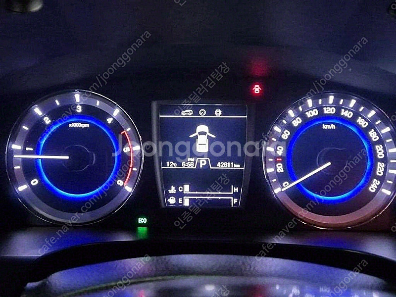 KG모빌리티(쌍용) 렉스턴 스포츠 칸 캠핑카 선착순 판...--5