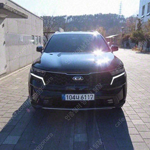 쏘렌토 중고 신형 쏘렌토 MQ4 중고 쏘렌토 중고차 검정색 2021년식 55,643km 가솔린 2.5T 2WD 프레스티지 중고자동차
