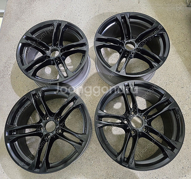 BMW F10 613M 사틴블랙 18인치 순정휠 대품판매95만원--0