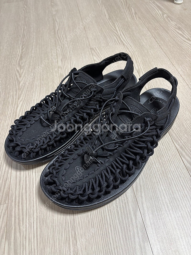 keen 킨 유니크 샌들 280사이즈--0