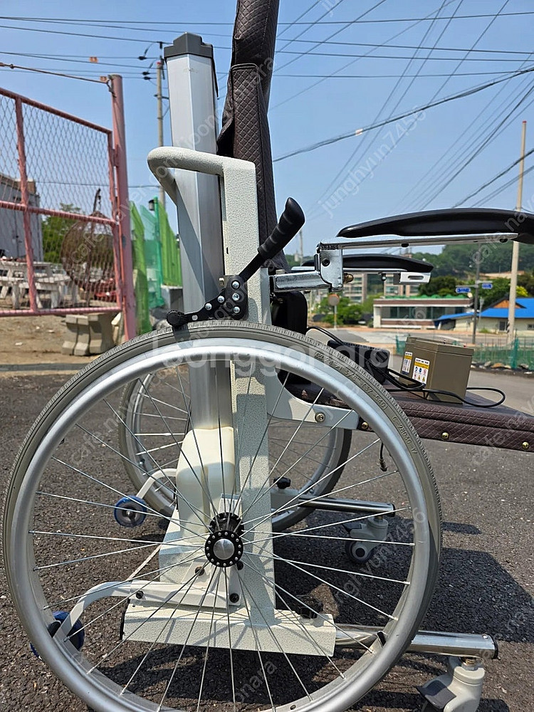 afc-1300 이동식전동리프트--1
