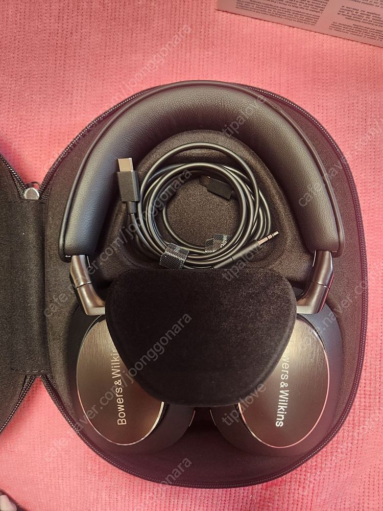 바워스앤윌킨스 PX8 블루투스헤드폰 새거구입한달--4