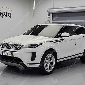 42,659 km 이보크 중고 레인지로버 이보크 중고 2세대 P250 SE 중고차리스구매 24시간 상담 흰색