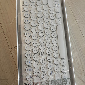 아이노트 X-KEY 38BT 멀티 페어링 무선 키보드