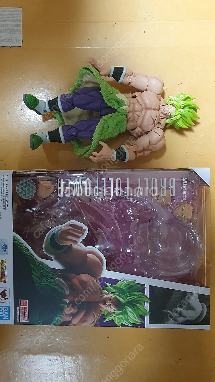 shf 드래곤볼 브로리, 타레스, 트랭크스 팝니다--2