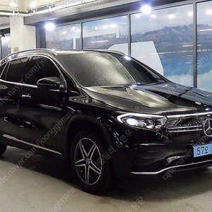 검정색 벤츠 EQA 중고 벤츠 전기차 H243 EQA 250 AMG 패키지 플러스 중고차직거래카페 31,132 km