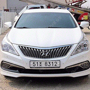 그랜저 중고 가격 중고 그랜저 2015년식 70,513km HG240 MODERN 개인사업자 차량구매