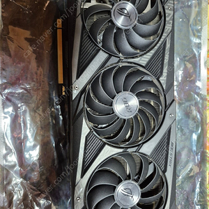지포스 asus 3080 로그 스트릭스 / 이엠텍 3070 블랙몬스터