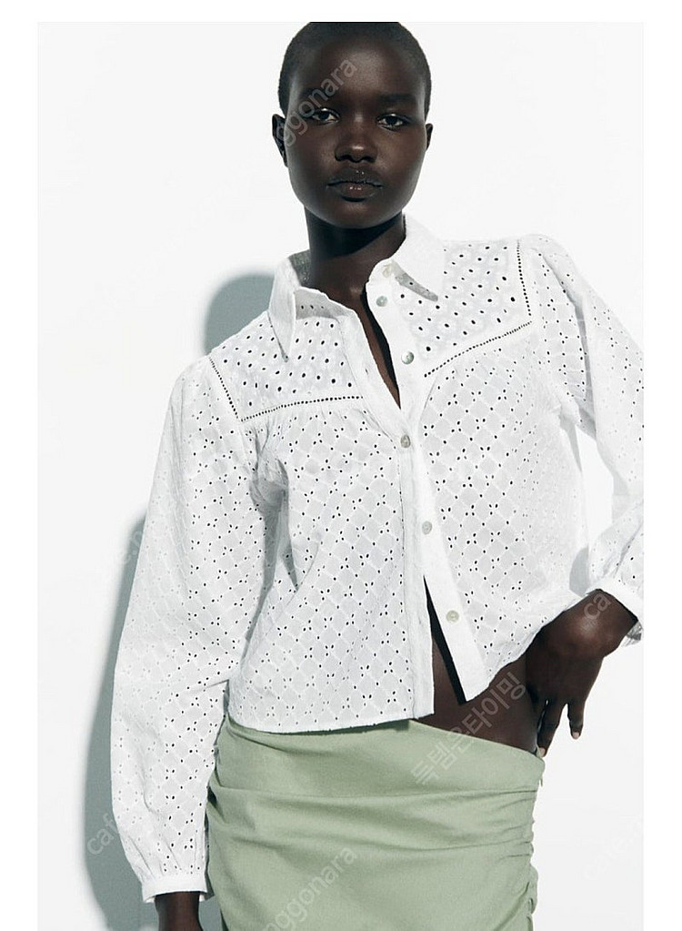 [새상품] ZARA 자라 펀칭자수 크롭셔츠 XS 화이트...--3