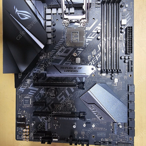아수스 STRIX B365-F GAMING