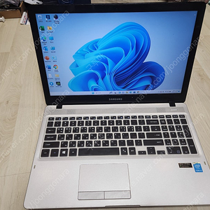 삼성노트북 (nt500r5k) 삼성노트북 (nt371b5l) 팝니다.