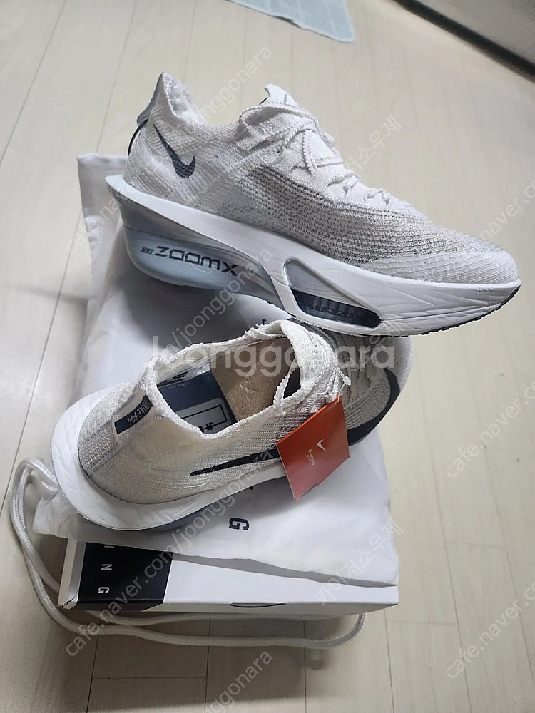 (새상품)나이키 알파플라이 3/퓨어플래티넘 285--0