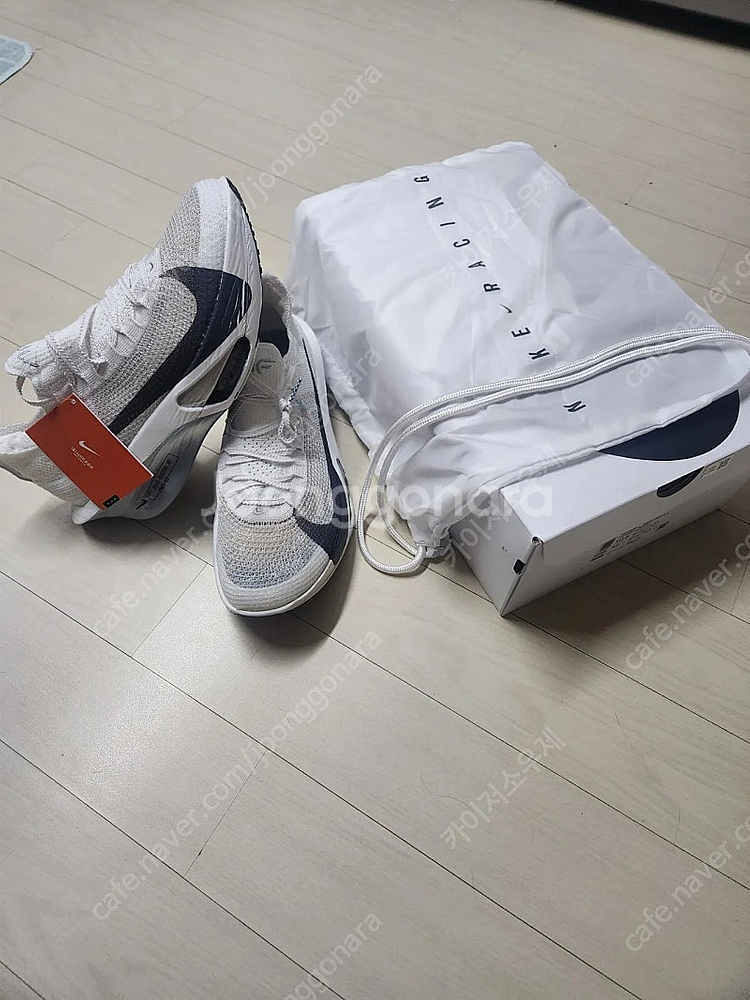 (새상품)나이키 알파플라이 3/퓨어플래티넘 285--3
