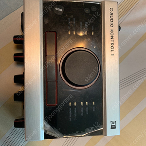 Native Instrument Audio Control 1