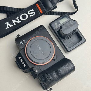 소니 A7m3 , A7R2 , 24-105G , NP-FZ100 , 터프 TOUGH 160GB CF express Type A CFA