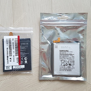 LG V30, 갤럭시 A90 5G 배터리 팝니다.