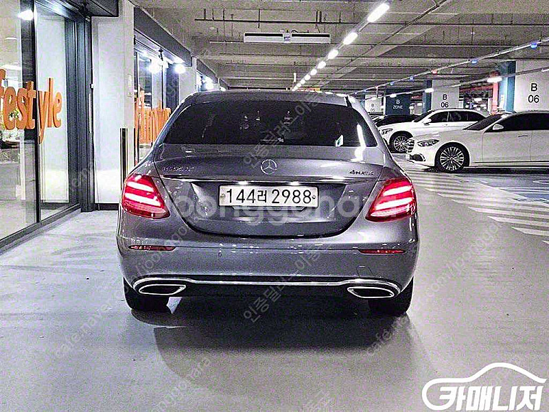 [벤츠]E-클래스 W213 E220d 4MATIC 익스...--5