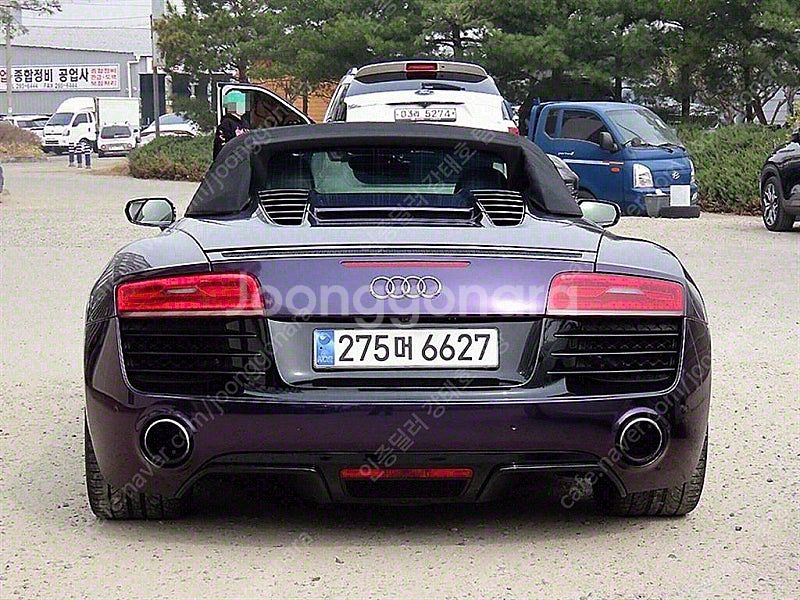 아우디 R8 중고 R8 중고차 검정색 2015년식 71,358km 5.2 V10 스파이더 중고자동차--4