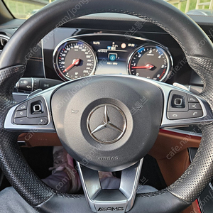 벤츠핸들(w213)디컷