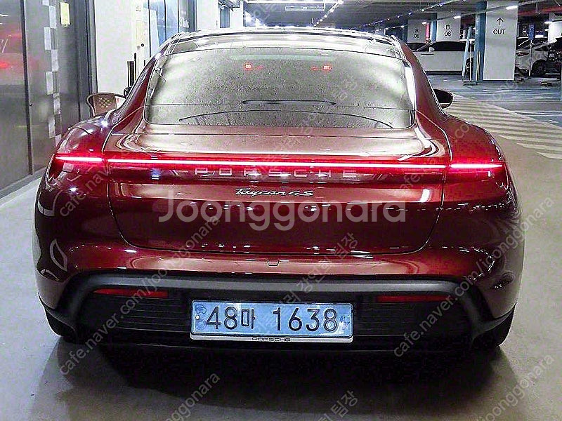 포르쉐 타이칸 중고 포르쉐 타이칸 중고차 빨간색 202...--5