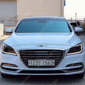 제네시스 G80 중고차 할부 제네시스 중고 가격 중고 제네시스 중고차 흰색 2017년식 3.3 GDI AWD 프리미엄 럭셔리 개인사업자 차량구매
