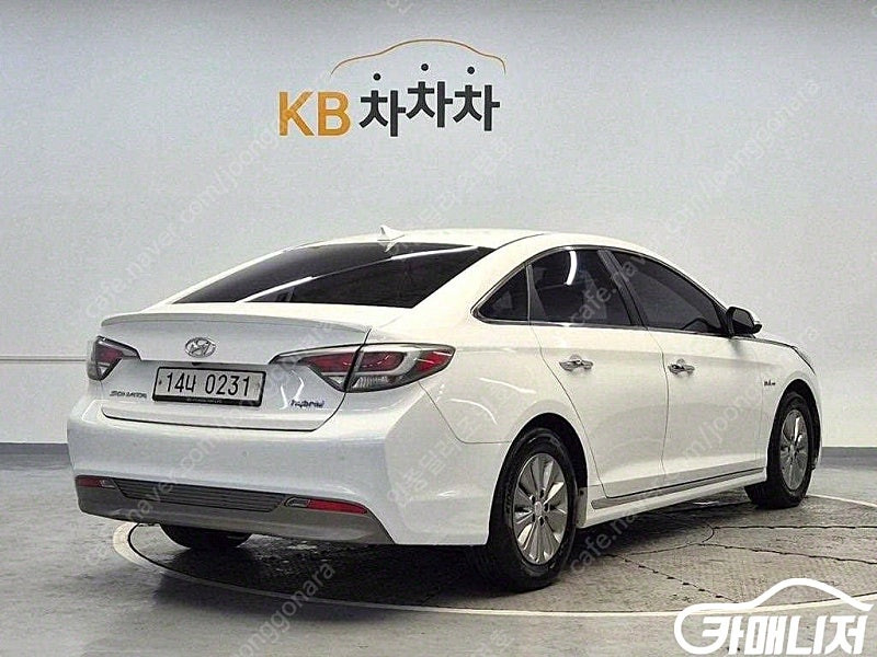 [현대]LF 쏘나타 하이브리드 2.0 모던 (5인승) ★중고차★중고차매입★전액할부★저신용자★신불자★소액할부★현금★카... 이미지