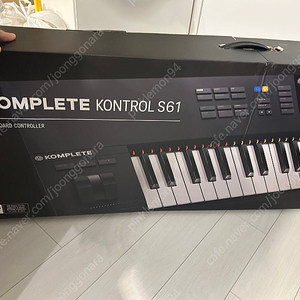 NI KOMPLETE KONTROL S61 MK2