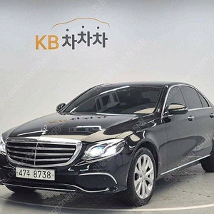 벤츠 E클래스 중고 벤츠 중고 승용차 검정색 2018년식 41,166km E220d 익스클루시브 수원중고차