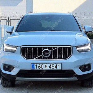 볼보 XC40 중고 할부가능 볼보 중고 차 회색 2021년식 55,003km B4 인스크립션 중고자동차