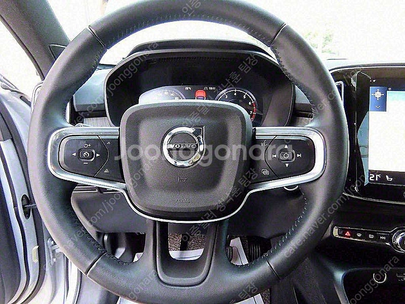 볼보 XC40 중고 할부가능 볼보 중고 차 회색 202...--8
