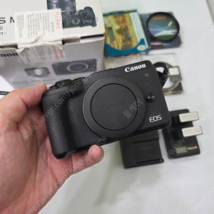 캐논 M6 makr2 바디 + 렌즈(18-150mm) +렌즈(16mm) 일괄 판매 / 시그마 18-35 / hg-100tbr