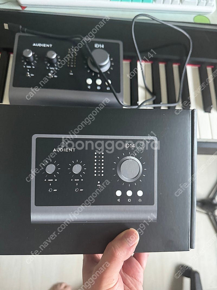 Audient iD14 Mk2오디오 인터페이스 팝니다--0
