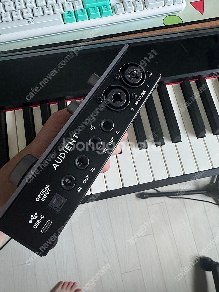 Audient iD14 Mk2오디오 인터페이스 팝니다--2
