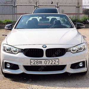 BMW 4시리즈 중고차 할부 428i 개인사업자 차량구매 수입중고차 흰색 2016년식 428i 컨버터블 M 스포츠 중고차카페