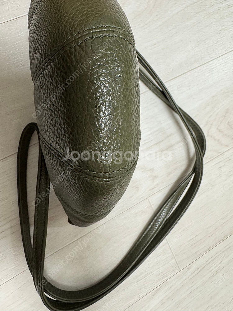 르메르 정품 목걸이코인펄스 카키색상--4