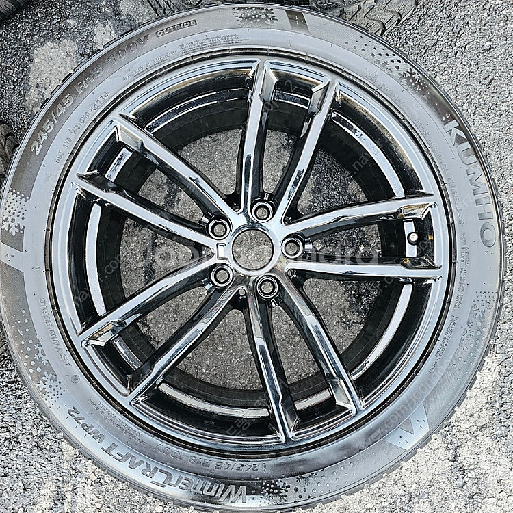 BMW G30 662m 18인치 블랙유광 윈터타이어세트...--2