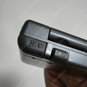 new 3ds xl 일판 블랙색상, 정품충전기,128g 삼성메모리 증정