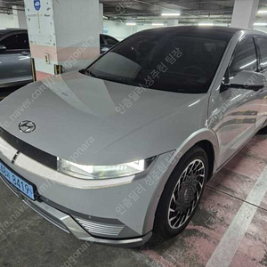 아이오닉 5 중고 아이오닉 5 중고차 회색 2023년식 46,842km 롱 레인지 AWD 프레스티지 중고자동차