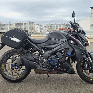 스즈키 GSX-S1000 18년식 올순정 판매 합니다.