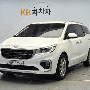 더뉴 카니발 중고 가격 중고 카니발 흰색 2020년식 디젤 9인승 노블레스 스페셜 중고차량