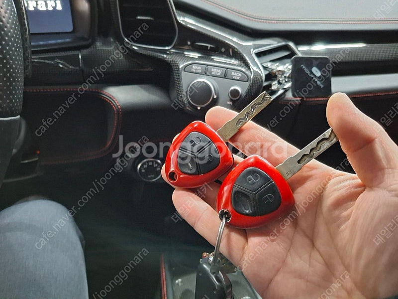 페라리 F12, 458 오래된 연식 구형 클래식 자동차...--4