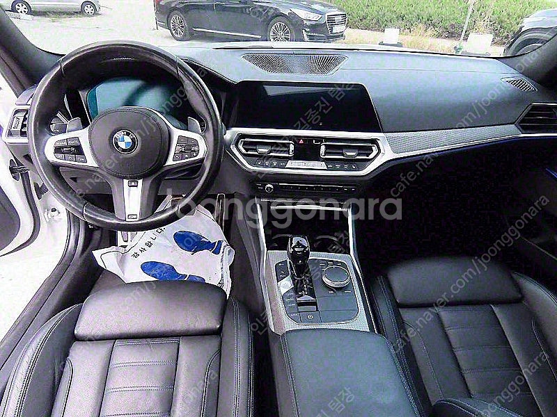 BMW 3시리즈 중고 BMW 중고 3시리즈 330i 흰...--7