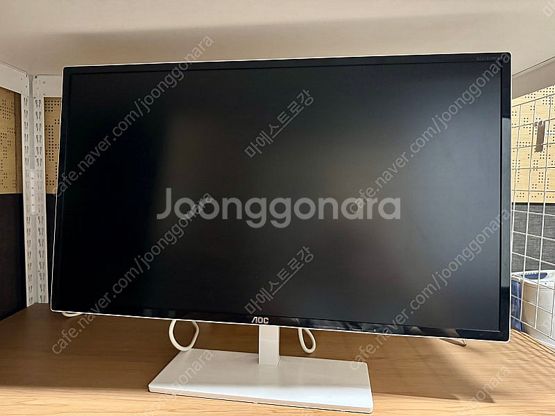 알파스캔 32인치 QHD AOC Q3279VWFD8 흰...--0