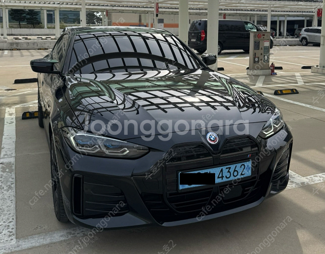 bmw i4 LCI M50 그릴--1