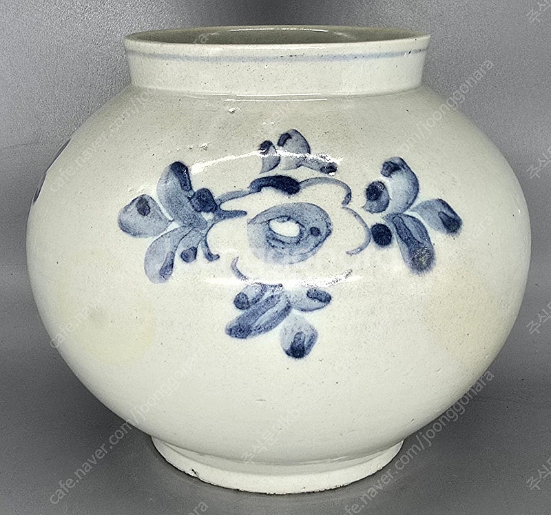 조선시대 분원 백자청화목단문호--0
