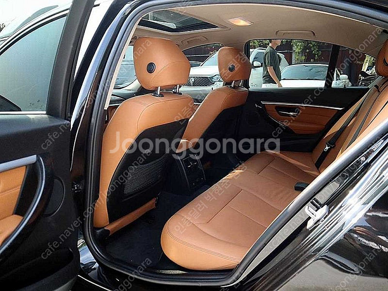 BMW 3시리즈 중고 BMW 320d 중고승용차 3시리즈 중고차 검정색 2018년식 68,300km 320i 럭셔리...--7